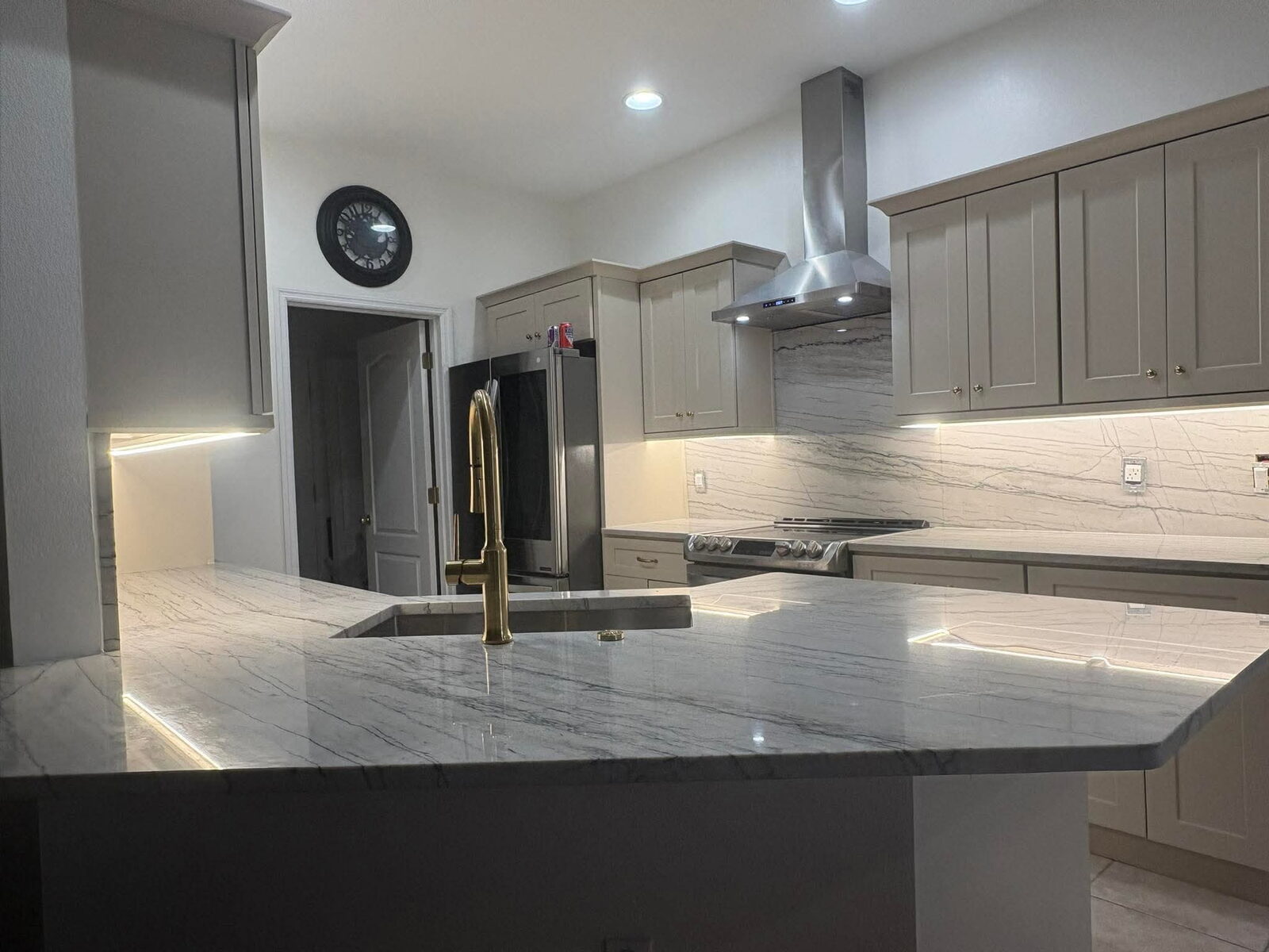 R&J Home Improvements project photo - kitchens work in Central Florida.